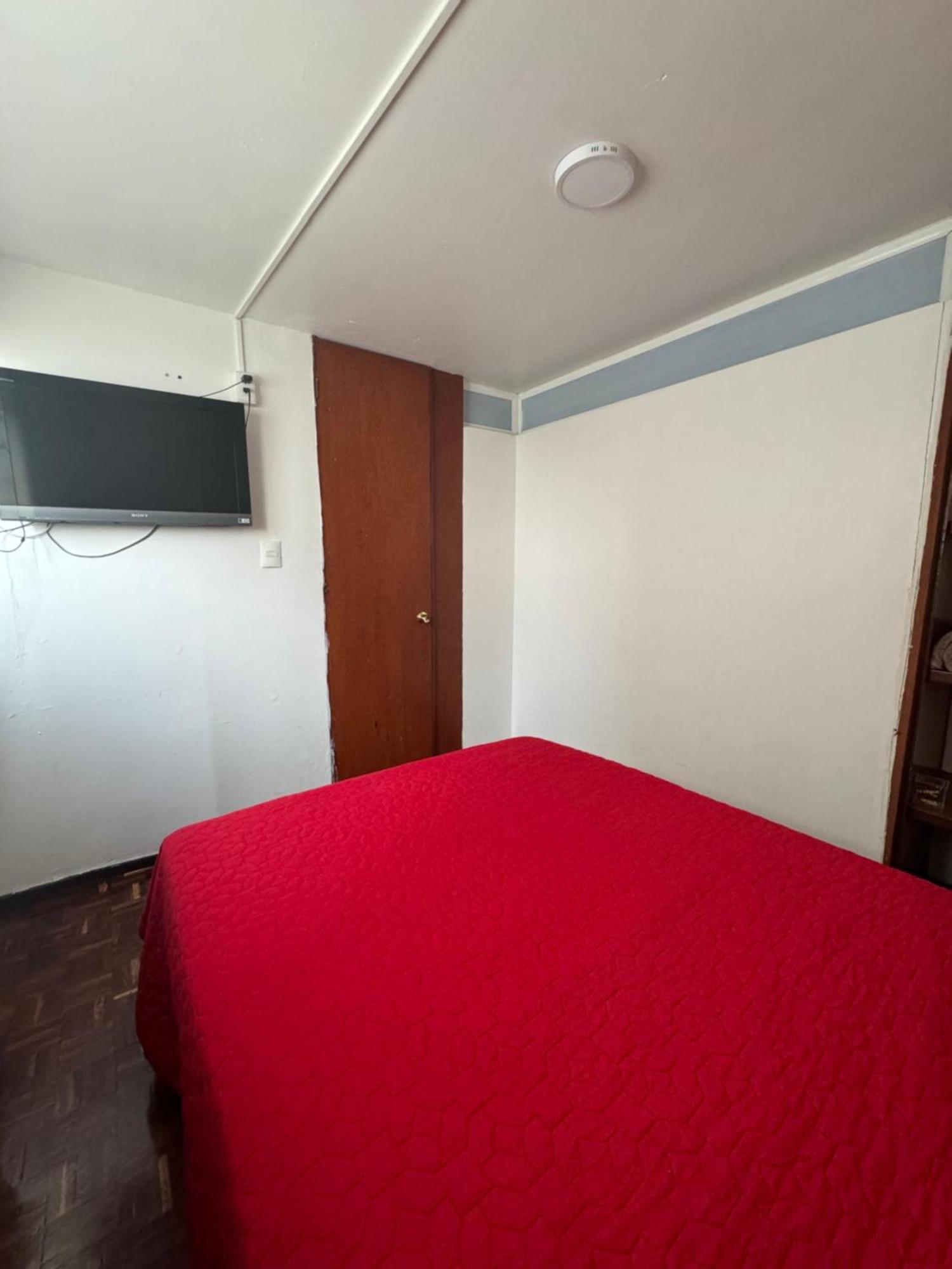 Habitacion Economica Y Pequena Con Bano Privado Cerca Del Centro Historico Мехико Экстерьер фото
